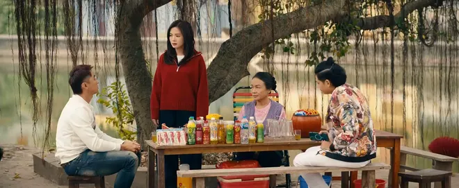 Ngược đường ngược nắng - Tập 9: Cụ Ch&iacute;nh xuất thủ "dằn mặt" Hồng tọc mạch để b&ecirc;nh vực Mai- Ảnh 4.