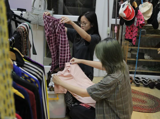 Tại sao giới trẻ nghiện "săn đồ si"  - Ảnh 5.