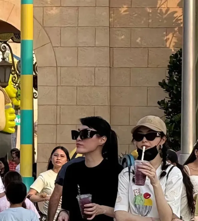 Vợ chồng Đường Yên đưa con gái đi du lịch, phá tan tin đồn hôn nhân- Ảnh 3. Vợ chồng Đường Yên đưa con gái đi du lịch, phá tan tin đồn hôn nhân- Ảnh 3.