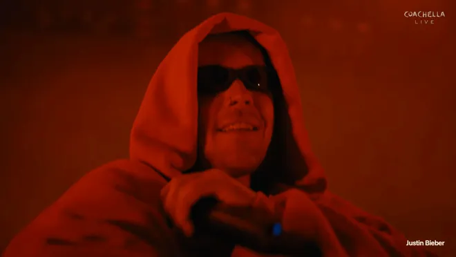 Justin Bieber bị chỉ trích vì màn trình diễn "lười biếng" tại Coachella- Ảnh 1. Justin Bieber bị chỉ trích vì màn trình diễn "lười biếng" tại Coachella- Ảnh 1.
