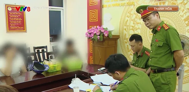 Nhức nhối sử dụng trẻ em đi b&aacute;n h&agrave;ng rong- Ảnh 11.