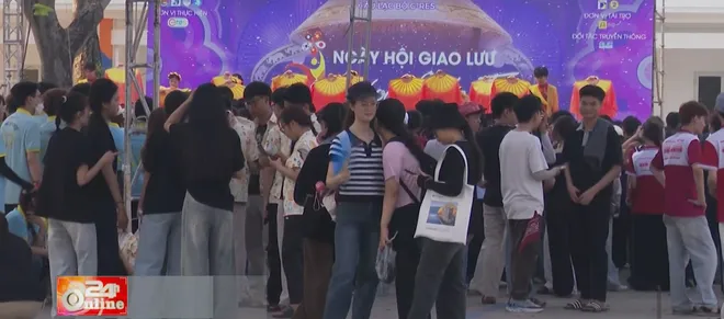 Ng&agrave;y hội Giao lưu Văn ho&aacute; Quốc tế DUE 2026- Ảnh 4.