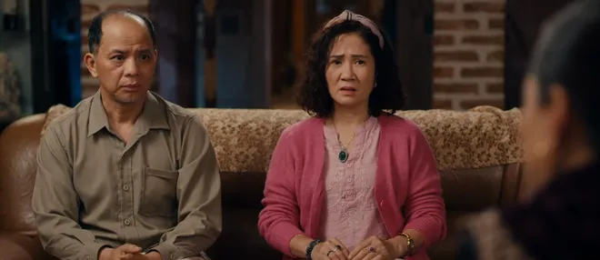 Ngược đường ngược nắng - Tập 10: B&agrave; Diện mất quyền tại xưởng, &ocirc;ng Trực bị mẹ mắng t&eacute; t&aacute;t  - Ảnh 6.