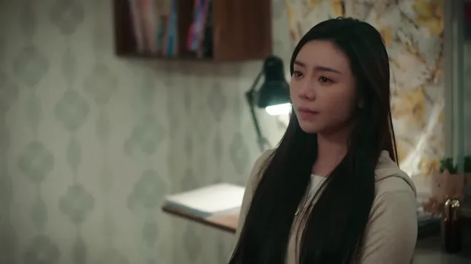 Bước chân vào đời - Tập 23: Quân say bí tỉ ngã vào vòng tay cô gái lạ - Ảnh 4.