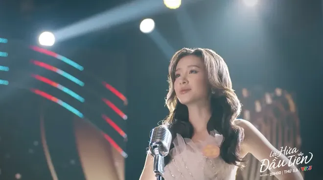 Lời hứa đầu ti&ecirc;n - Tập 1: Vừa đăng quang Hoa hậu, Vi Minh (Huyền Trang) đ&atilde; gặp l&ugrave;m x&ugrave;m- Ảnh 2.