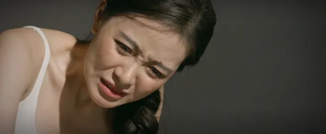 Lời hứa đầu ti&ecirc;n - Tập 1: Vi Minh gi&agrave;nh vương miện Hoa hậu nhưng kh&ocirc;ng nhận được ưu &aacute;i từ c&ocirc;ng ty quản l&yacute; - Ảnh 3.