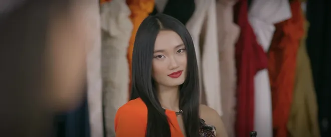 Lời hứa đầu ti&ecirc;n - Tập 1: Vi Minh gi&agrave;nh vương miện Hoa hậu nhưng kh&ocirc;ng nhận được ưu &aacute;i từ c&ocirc;ng ty quản l&yacute; - Ảnh 6.