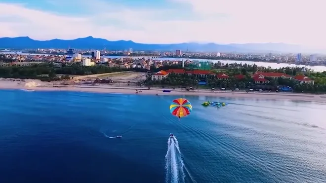 Kết nối VTV8 tuần 13.4 - 20.4: "Tổ quốc bình yên" - Tâm điểm sự kiện tại Đà Nẵng dịp lễ 30/4.- Ảnh 17. Kết nối VTV8 tuần 13.4 - 20.4: "Tổ quốc bình yên" - Tâm điểm sự kiện tại Đà Nẵng dịp lễ 30/4.- Ảnh 17.