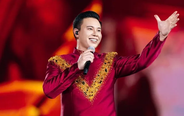 Chương tr&igrave;nh nghệ thuật ch&iacute;nh luận "Bản h&ugrave;ng ca tr&ecirc;n s&ocirc;ng": Tri &acirc;n những chiến c&ocirc;ng bất tử b&ecirc;n d&ograve;ng s&ocirc;ng Gianh  - Ảnh 8.