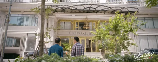 Lời hứa đầu ti&ecirc;n - Tập 2: Bố của T&acirc;n Hoa hậu đi l&ecirc;n th&agrave;nh phố t&igrave;m con g&acirc;y ra l&ugrave;m x&ugrave;m lớn - Ảnh 1.