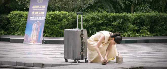 Lời hứa đầu ti&ecirc;n - Tập 2: T&igrave;nh cờ va phải đại thiếu gia, Vi Minh tận dụng ngay cơ hội - Ảnh 4.