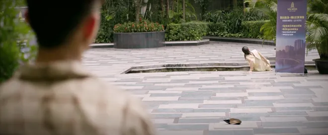 Lời hứa đầu ti&ecirc;n - Tập 2: T&igrave;nh cờ va phải đại thiếu gia, Vi Minh tận dụng ngay cơ hội - Ảnh 2.