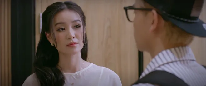 Lời hứa đầu ti&ecirc;n - Tập 2: T&igrave;nh cờ va phải đại thiếu gia, Vi Minh tận dụng ngay cơ hội - Ảnh 11.