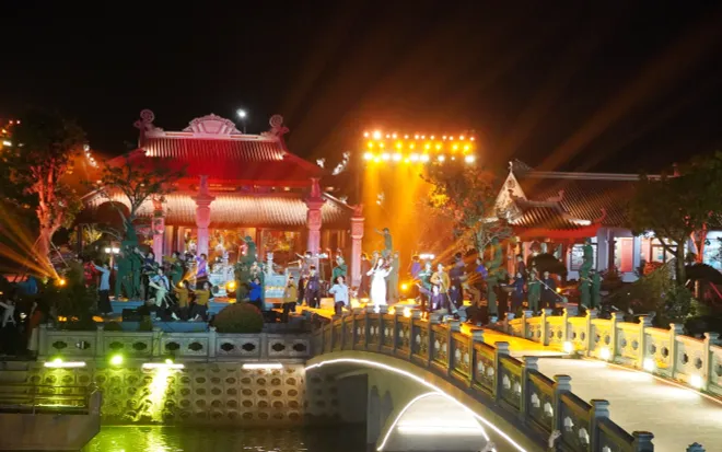 THTT 20h10 tr&ecirc;n VTV1 v&agrave; VTV8: Chương tr&igrave;nh nghệ thuật ch&iacute;nh luận "Bản h&ugrave;ng ca tr&ecirc;n s&ocirc;ng" - Ảnh 4.