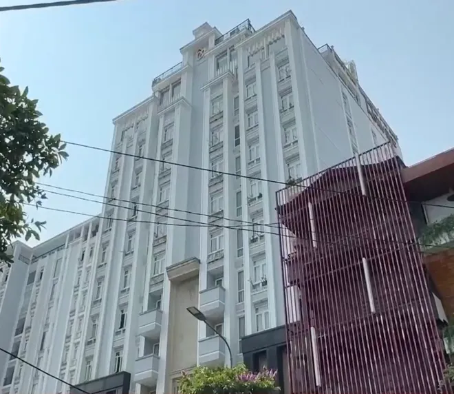 Cưỡng chế thi h&agrave;nh &aacute;n kh&aacute;ch sạn tại trung t&acirc;m Huế- Ảnh 2.