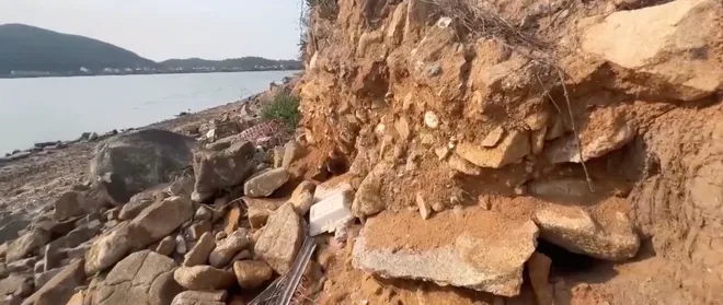 Đồng muối Sa Huỳnh xuống cấp, di&ecirc;m d&acirc;n chờ đầu tư hạ tầng- Ảnh 2.