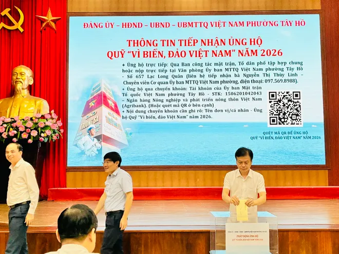 H&agrave; Nội: Lan tỏa tinh thần v&igrave; biển đảo tại T&acirc;y Hồ - Ảnh 4.
