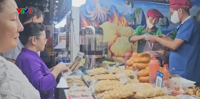 B&aacute;nh m&igrave; Việt Nam - Từ m&oacute;n ăn đại ch&uacute;ng đến "đại sứ" văn h&oacute;a to&agrave;n cầu - Ảnh 3.