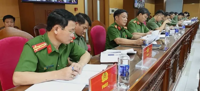 C&ocirc;ng an Đ&agrave; Nẵng đồng bộ giải ph&aacute;p, hướng tới danh hiệu Anh h&ugrave;ng Lực lượng Vũ trang Nh&acirc;n d&acirc;n- Ảnh 2.