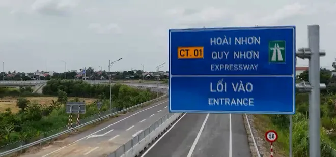Cao tốc mới mở ra kh&ocirc;ng gian ph&aacute;t triển mới- Ảnh 4.