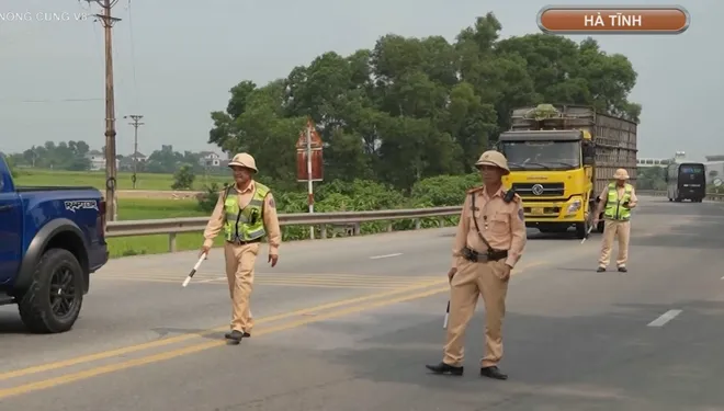 H&agrave; Tĩnh: Đảm bảo an to&agrave;n giao th&ocirc;ng dịp lễ cao điểm- Ảnh 4.