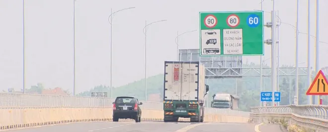 Th&ocirc;ng tuyến gần 220 km cao tốc qua địa b&agrave;n miền Trung- Ảnh 6.