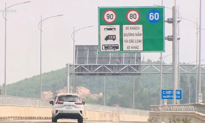 Th&ocirc;ng tuyến gần 220 km cao tốc qua địa b&agrave;n miền Trung- Ảnh 5.