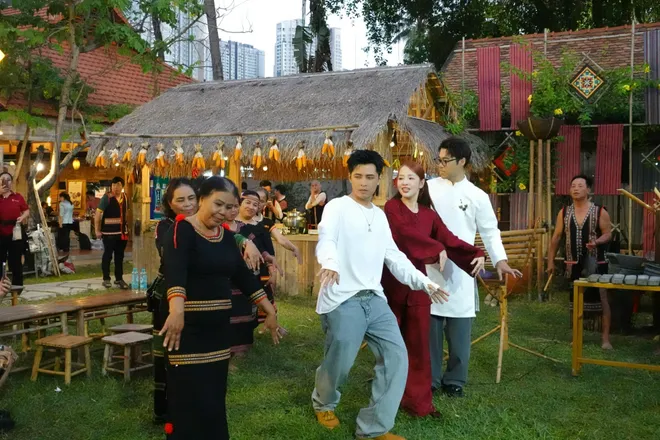 Saigontourist Group đ&oacute;n nhận Hu&acirc;n chương Lao động hạng Nhất lần thứ hai- Ảnh 7.