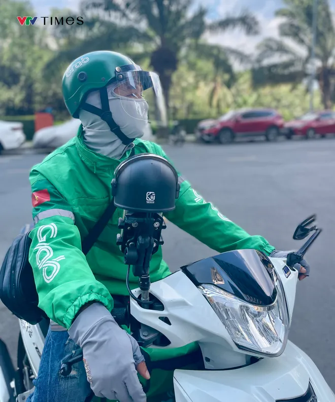 Ng&agrave;y Quốc tế Lao Động: Người nghỉ lễ, người l&agrave;m nhiệm vụ giữ b&igrave;nh y&ecirc;n- Ảnh 9.