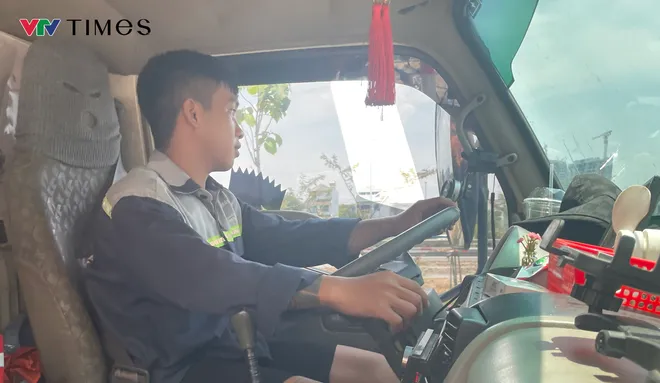 Ng&agrave;y Quốc tế Lao Động: Người nghỉ lễ, người l&agrave;m nhiệm vụ giữ b&igrave;nh y&ecirc;n- Ảnh 7.
