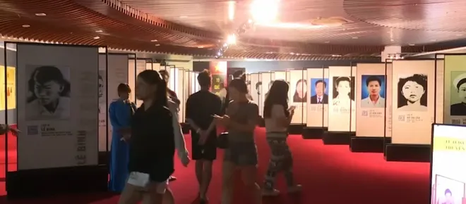 Hiện đại h&oacute;a lực lượng an ninh: Dấu ấn từ kh&ocirc;ng gian triển l&atilde;m &ldquo;Tổ quốc b&igrave;nh y&ecirc;n&rdquo;- Ảnh 2.