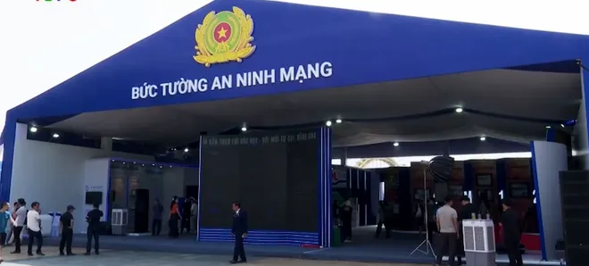 Đ&agrave; Nẵng: Chuỗi sự kiện "Tổ quốc b&igrave;nh y&ecirc;n" &ndash; Gắn kết truyền thống v&agrave; hiện đại- Ảnh 8.