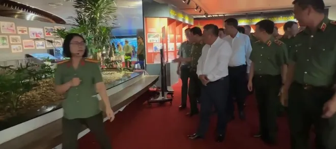 Ấn tượng Gala "Tổ quốc b&igrave;nh y&ecirc;n " - Ảnh 4.