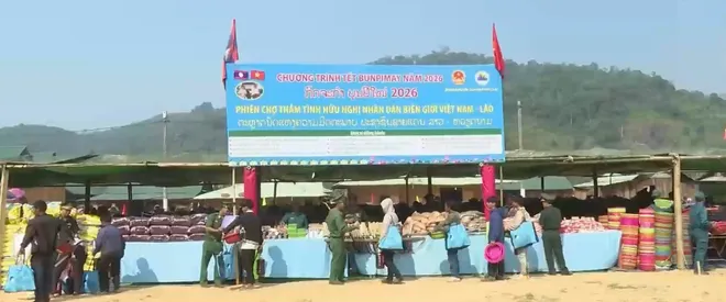 Tăng cường phối hợp bảo vệ an ninh bi&ecirc;n giới từ sớm, từ xa- Ảnh 7.