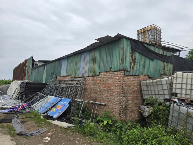X&atilde; Sơn Đồng, TP H&agrave; Nội cưỡng chế 12 c&ocirc;ng tr&igrave;nh vi phạm đất n&ocirc;ng nghiệp - Ảnh 5.