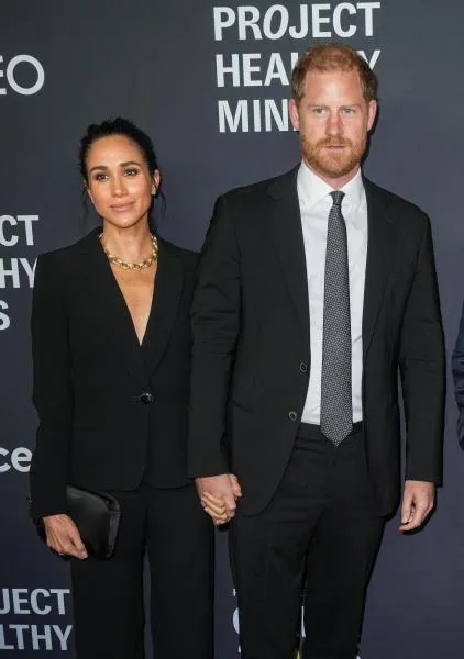 Nguy&ecirc;n nh&acirc;n vợ ho&agrave;ng tử Harry v&agrave; con d&acirc;u nh&agrave; Beckham kh&ocirc;ng được mời đến Met Gala 2026 - Ảnh 3.