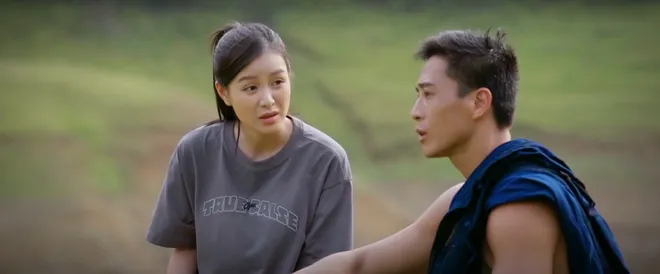 Lời hứa đầu ti&ecirc;n - Tập 7: Vi Minh cuối c&ugrave;ng cũng c&oacute; video triệu view - Ảnh 1.