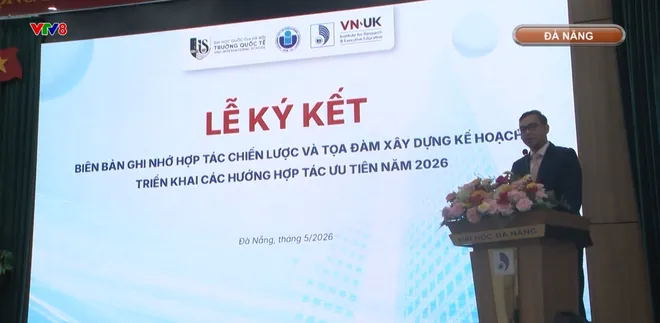 Lễ ký kết biên bản ghi nhớ hợp tác giữa 3 đại học quốc tế của 3 vùng Bắc - Trung – Nam- Ảnh 4. Lễ ký kết biên bản ghi nhớ hợp tác giữa 3 đại học quốc tế của 3 vùng Bắc - Trung – Nam- Ảnh 4.