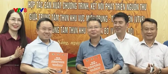 Ký kết hợp tác đẩy mạnh phát triển các kênh VTV8, VTV9, VTV10- Ảnh 3. Ký kết hợp tác đẩy mạnh phát triển các kênh VTV8, VTV9, VTV10- Ảnh 3.
