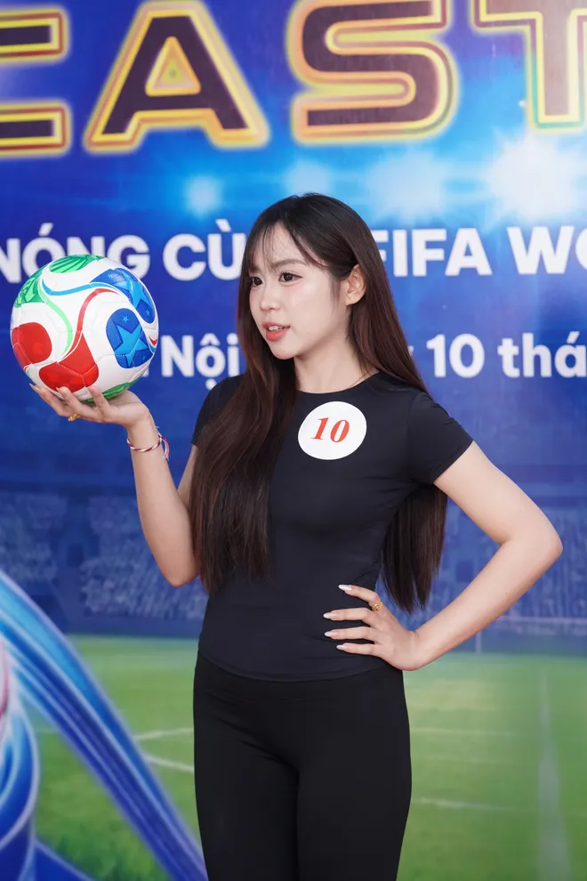 Những h&igrave;nh ảnh "ch&aacute;y v&agrave; n&oacute;ng" tại buổi casting N&oacute;ng c&ugrave;ng FIFA World Cup 2026&trade; - Ảnh 14.