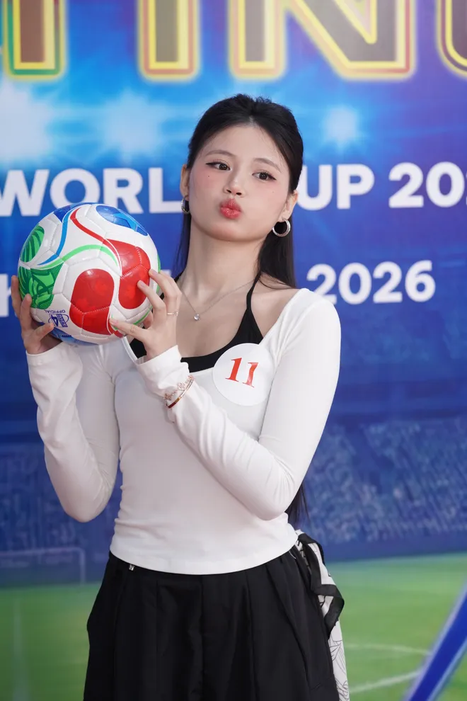 Những h&igrave;nh ảnh "ch&aacute;y v&agrave; n&oacute;ng" tại buổi casting N&oacute;ng c&ugrave;ng FIFA World Cup 2026&trade; - Ảnh 12.