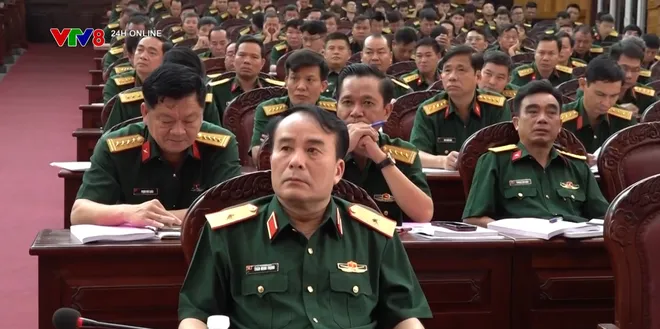 Qu&acirc;n khu 5 khai mạc tập huấn c&ocirc;ng t&aacute;c Đảng, c&ocirc;ng t&aacute;c ch&iacute;nh trị năm 2026- Ảnh 6.