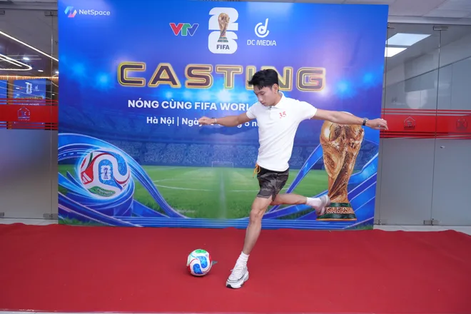 Những h&igrave;nh ảnh "ch&aacute;y v&agrave; n&oacute;ng" tại buổi casting N&oacute;ng c&ugrave;ng FIFA World Cup 2026&trade; - Ảnh 23.