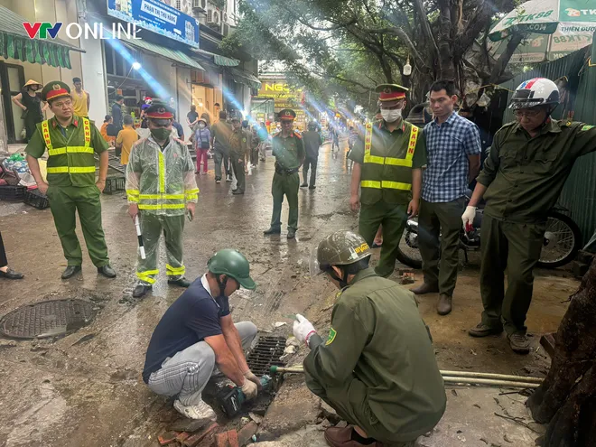 Hà Nội: Sau giải tỏa chợ tạm HH Linh Đàm, khoảng trống dân sinh vẫn hiện hữu - Ảnh 6.