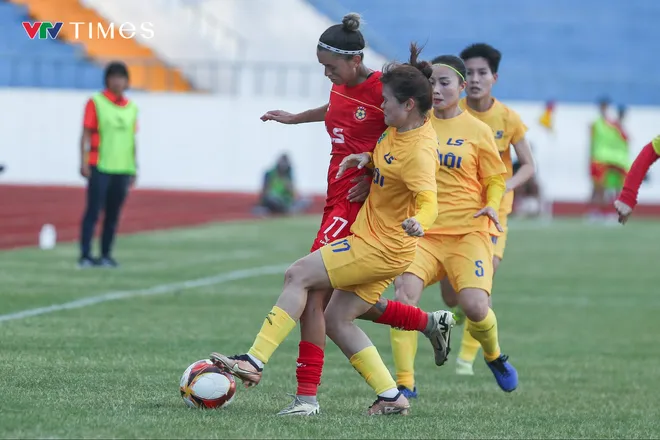 Những bước chạy lịch sử của ngoại binh tại Giải bóng đá nữ Cúp Quốc gia 2026- Ảnh 10.