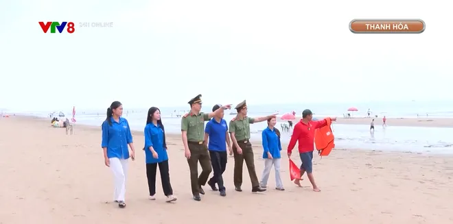 Thanh Ho&aacute; tăng cường c&aacute;c hoạt động quản l&yacute; du lịch biển - Ảnh 3.