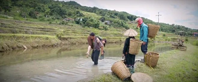 Lời hứa đầu ti&ecirc;n - Tập 9: Vi Minh l&agrave;m ho&agrave; với bố, từ chối t&igrave;nh cảm với thiếu gia Hải Đăng- Ảnh 12.