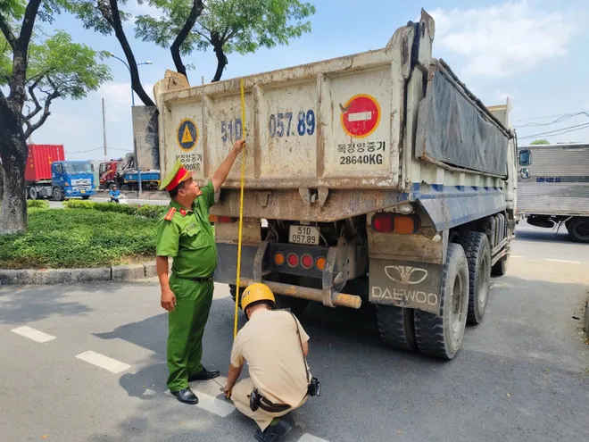TP Hồ Ch&iacute; Minh ra qu&acirc;n 45 ng&agrave;y cao điểm an to&agrave;n giao th&ocirc;ng- Ảnh 3.