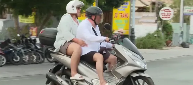 Khánh Hòa: Xử lý nghiêm người nước ngoài vi phạm an toàn giao thông- Ảnh 1. Khánh Hòa: Xử lý nghiêm người nước ngoài vi phạm an toàn giao thông- Ảnh 1.