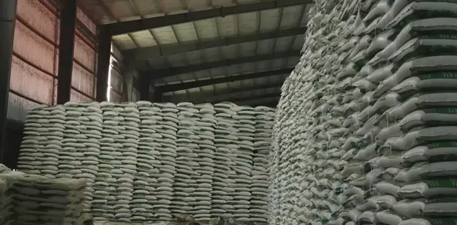 Ngành mía đường đối mặt áp lực lớn vì đường nhập lậu và tồn kho tăng cao- Ảnh 1. Ngành mía đường đối mặt áp lực lớn vì đường nhập lậu và tồn kho tăng cao- Ảnh 1.